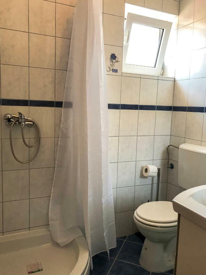 Mr. Hall Apartments Barbat na Rabu Dış mekan fotoğraf